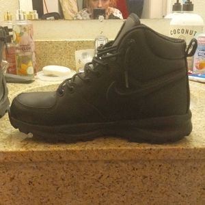 ACG Nike Black Boots 8½